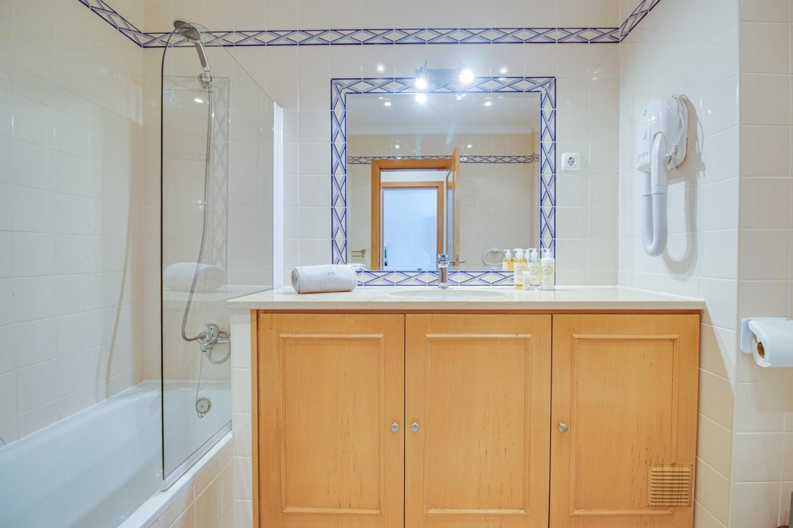 Lovely 2Bd Apart 500M Beach Ac Wi-Fi Pool Balcony Albufeira Esterno foto